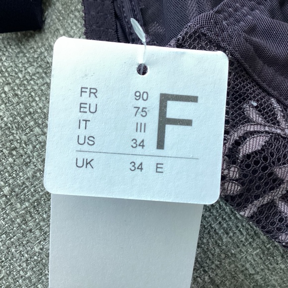 Chantelle Lingerie Rive Gauche Full Coverage Underwire Bra 34F (DDD US) - Picture 6 of 6